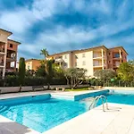 Le Clos Sainte Anne-2 By Interhome アパート *