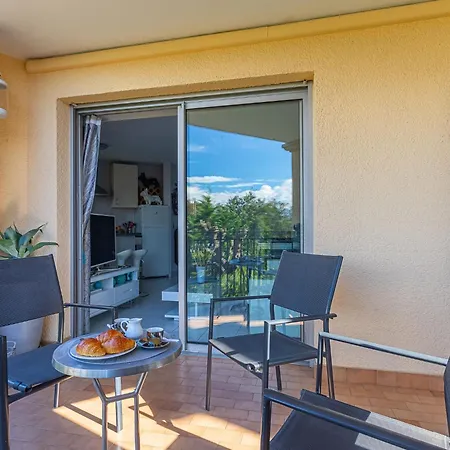 Le Clos Sainte Anne-2 By Interhome *