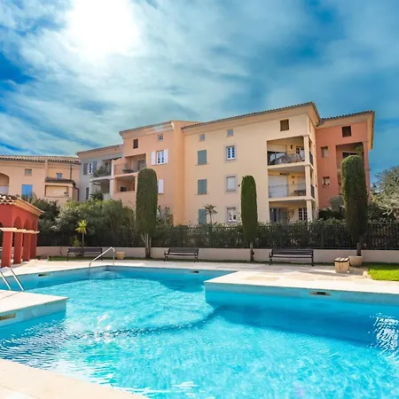 Lejlighed Le Clos Sainte Anne-2 By Interhome