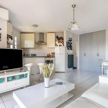 Le Clos Sainte Anne-2 By Interhome شقة سان تروبيه